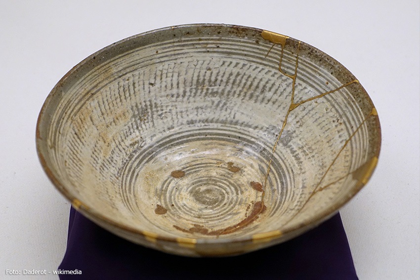 Reparatur – Keramik japanische Kintsugi Goldlack