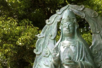 Kannon, die Göttin der Barmherzigkeit im japanischen Buddhismus